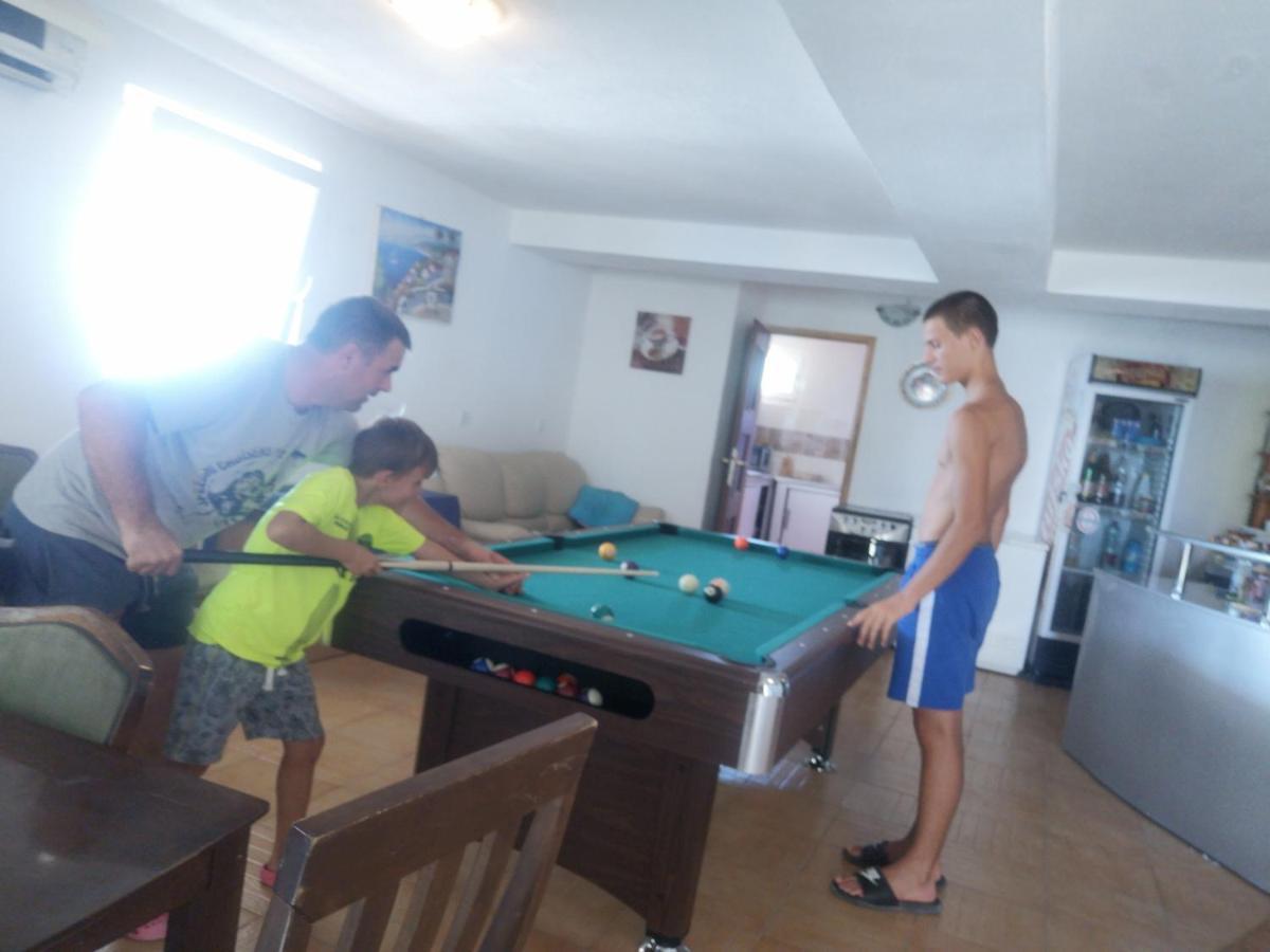 Big Panorama Villa, For 21 Person In Omis Celina Rum bild