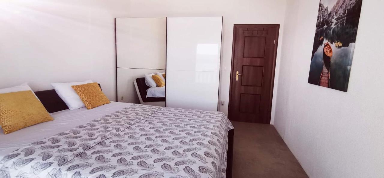 Big Panorama Villa, For 21 Person In Omis Celina Exteriör bild